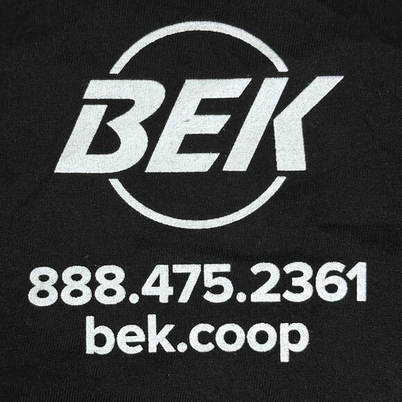 District 🌐 “BEK Fiber Gigabit Speed” Retro Tech Tee – Size L - Picture 4 of 5